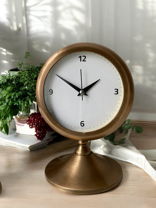 Metal Minimal Eskitme Masa Saati