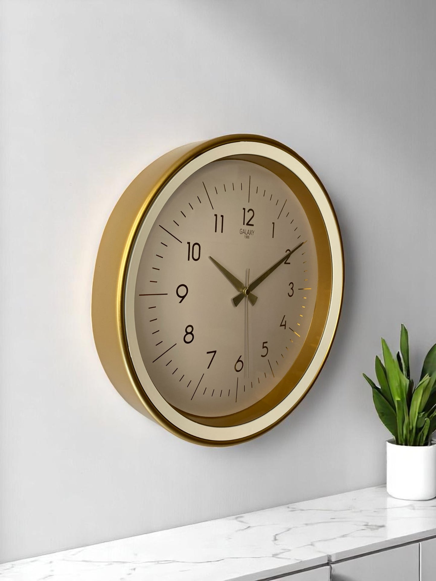 37 Cm Gold-Beyaz Çerçeve Duvar Saati